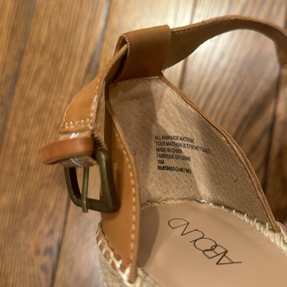 Abound shoes - size 10 - Picture 5 of 5